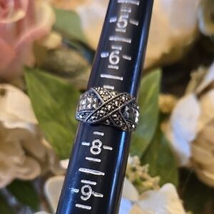 Elegant Silver Women's Ring